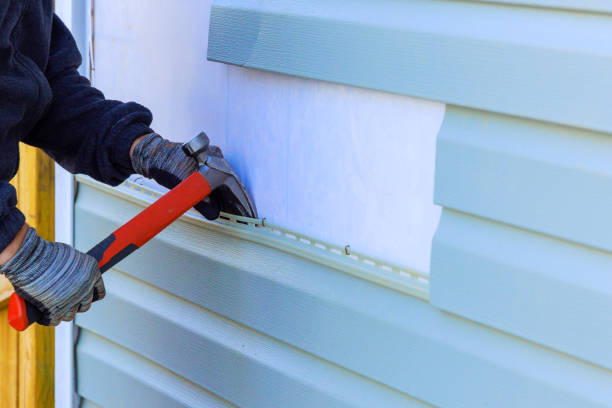 Best Insulated Siding Installation  in Weyauwega, WI